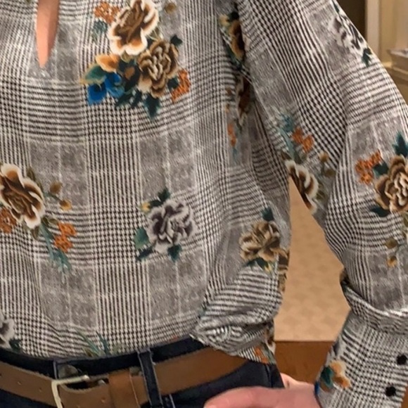 Supply and Demand top - Picture 3 of 6